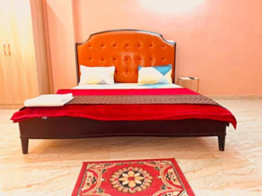 Hotel In Dwarka 8 Sec